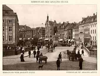 Copenhagen's Højbroplads Square with Absalon's Statue